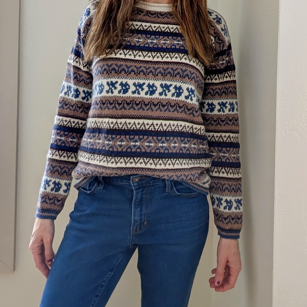 Vintage Abstract Geometric Chunky Textured Crewneck Sweater in Ivory/Blue/Tan